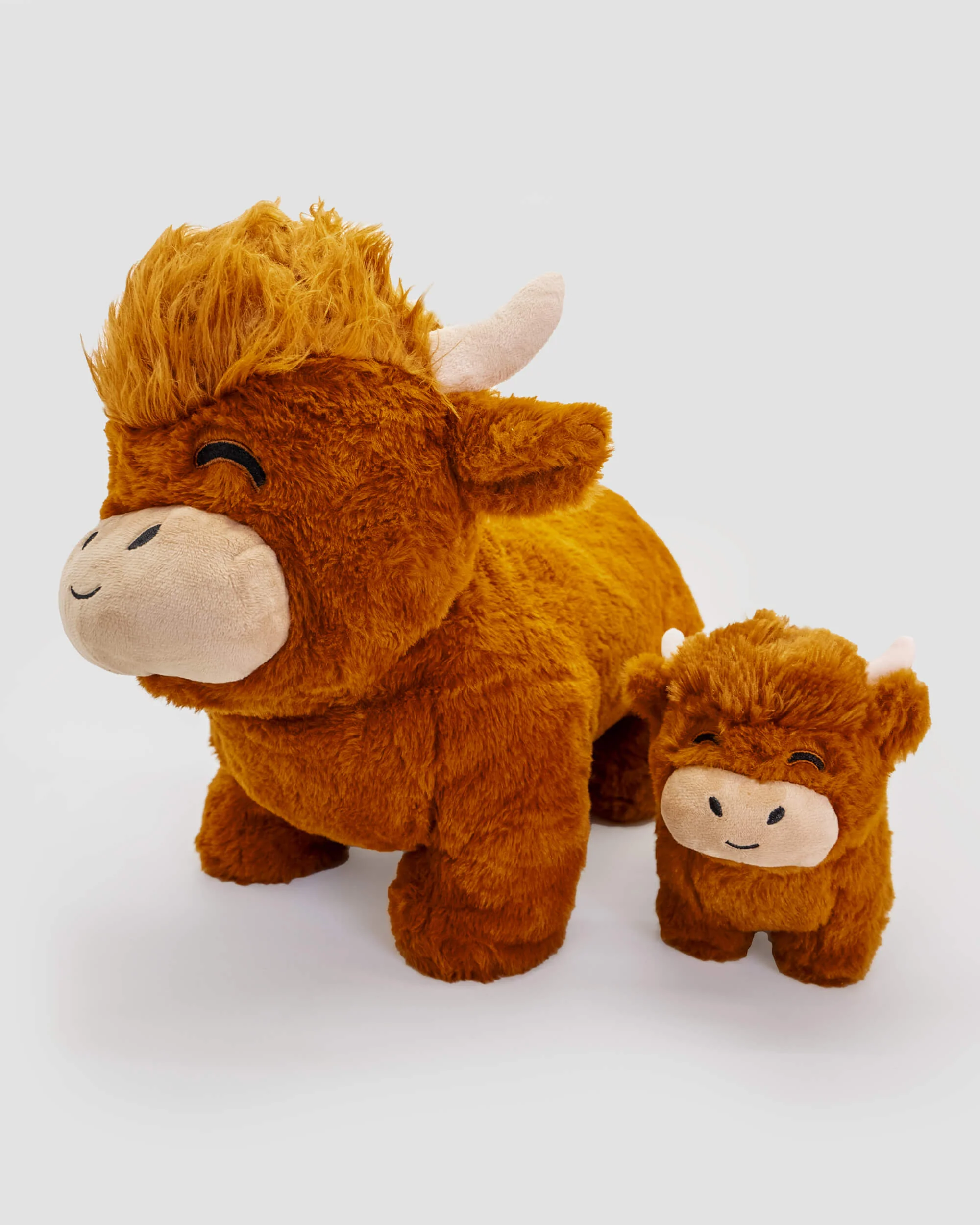 Jumbo Highland Cow Plushie - Image 5